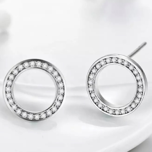 Sterling silver stud round earrings - Picture 6 of 6